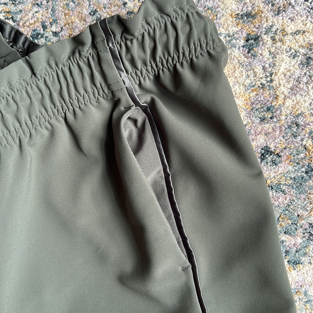 Athleta Metropolis Jogger, size 2 - Picture 5 of 8